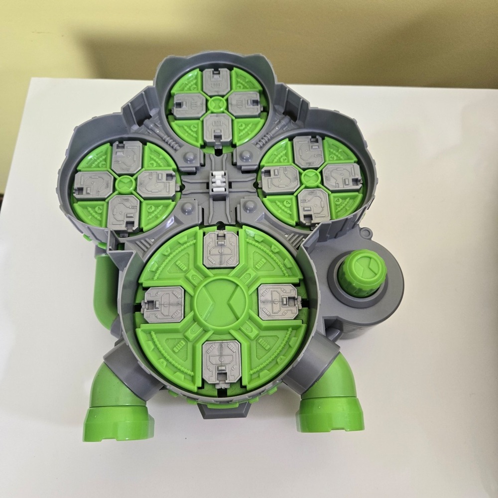 ben alien creations mini figures parts.  Incomplete